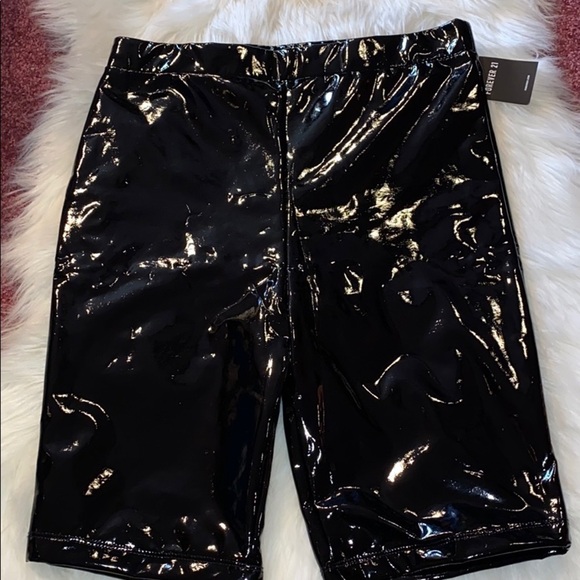 Forever 21 Pants - New with tags forever 21 short’s